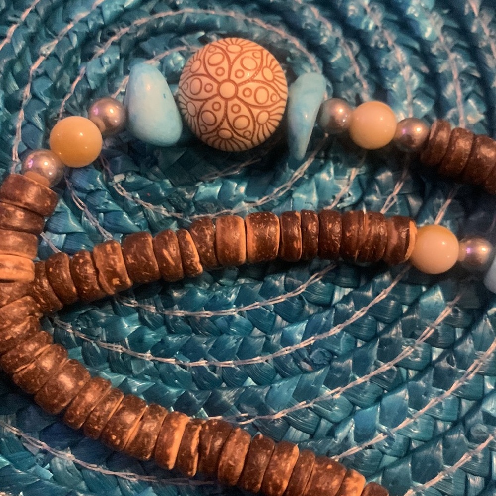 Necklace - Picture 2 of 5